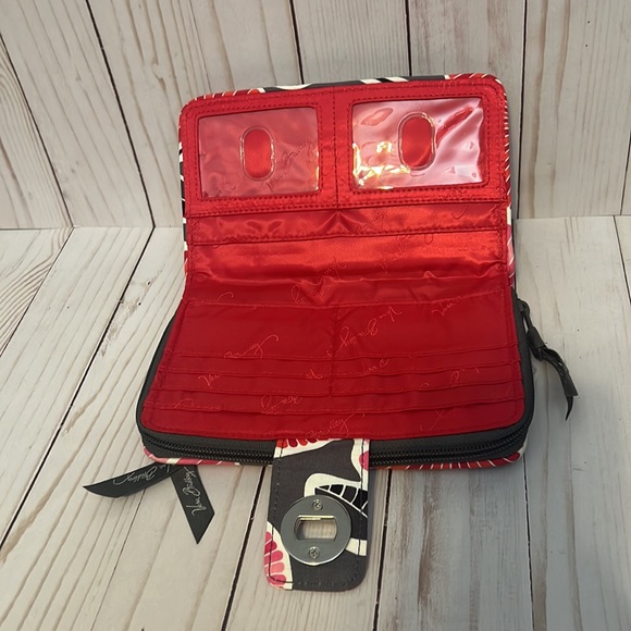 Vera Bradley clasp wallet - Picture 2 of 4